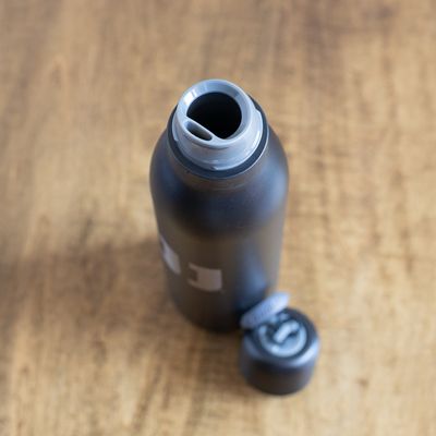 24 OZ BLACK FREESIP TWIST OWALA